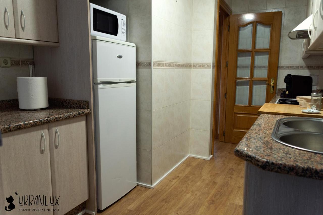Urbanlux Hospital Apartment Albacete Exterior photo